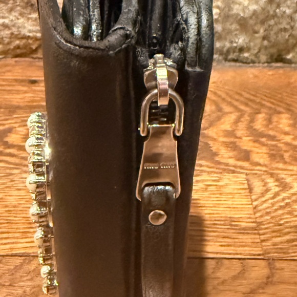 Authentic MIU MIU Matelasse Bijou Logo Gather Leather Trifold Wallet - Picture 13 of 13